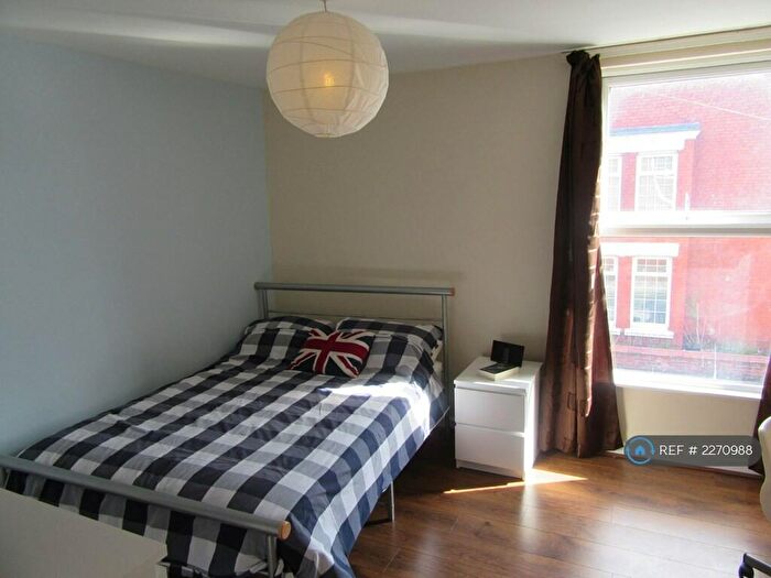 6 Bedroom End Of Terrace House To Rent In Penny Lane, Liverpool, L18