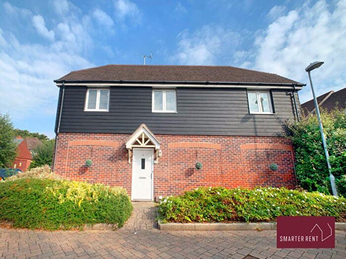 2 Bedroom Maisonette To Rent In Pipit Green, Bracknell, RG12