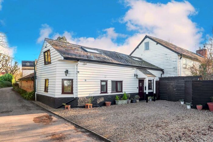 3 Bedroom Semi-Detached House For Sale In Mill Lane, Bassingbourn, SG8