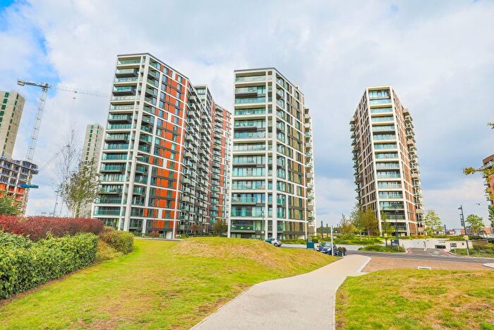 2 Bedroom Flat To Rent In Norton House, Duke Of Wellington Avenue, London, SE18