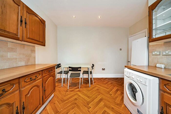 1 Bedroom Flat To Rent In Framfield Road, Tooting, CR4