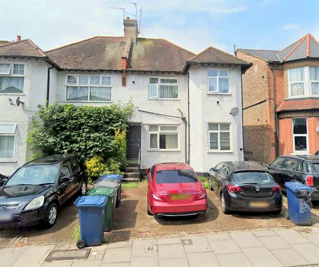 2 Bedroom Flat To Rent In Sunny Gardens Road, Hendon, NW4