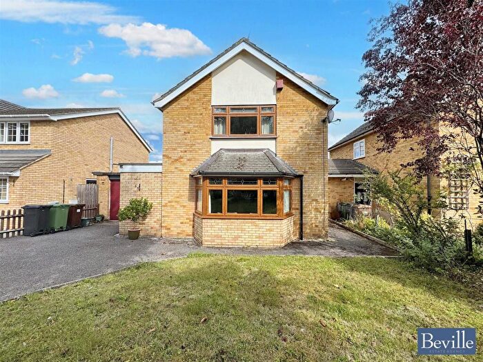 3 Bedroom Detached House For Sale In Carling Road, Sonning Common, RG4