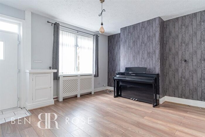 2 Bedroom End Of Terrace House For Sale In Cross Street, Leyland, PR25