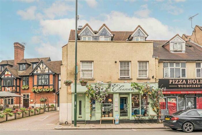 1 Bedroom Flat To Rent In High Street, Hampton Wick, KT1