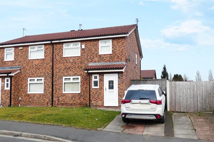 3 Bedroom Semi-Detached House For Sale In Ripon Close, Huyton, Liverpool, L36