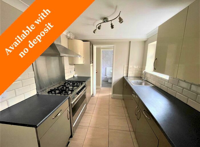 3 Bedroom End Of Terrace House To Rent In Clifton Street, Gosport, PO12