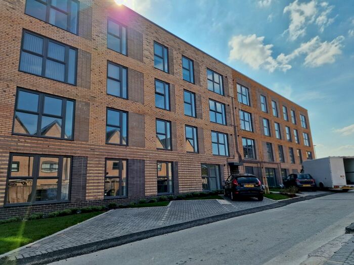 2 Bedroom Flat To Rent In Belgrave Middleway, Birmingham, B5