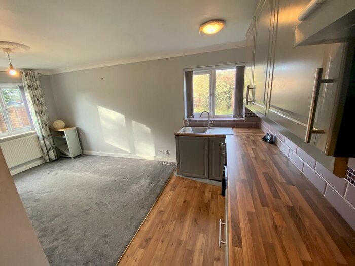 1 Bedroom House To Rent In Hundens Lane/Eastbourne Darlington, DL1