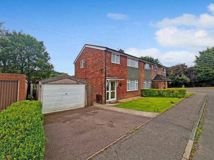 3 Bedroom Semi-Detached House To Rent In Pitfold Close, Haslemere, GU27