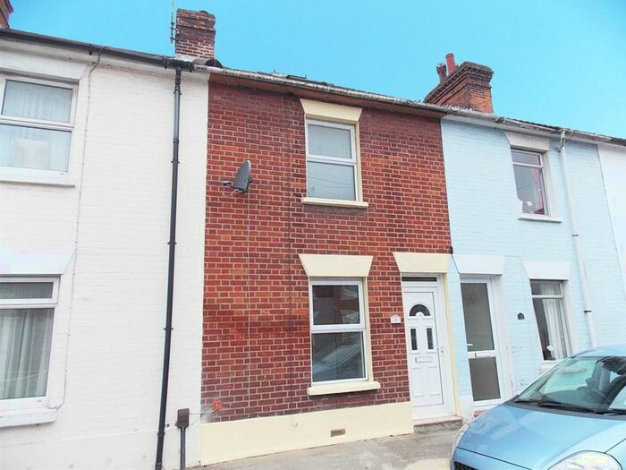 3 Bedroom Terraced House To Rent In Sidney Street, Salisbury, Wiltshire, SP2