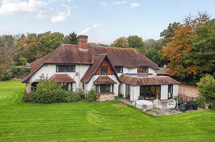 4 Bedroom Detached House For Sale In Old Broyle Road, West Broyle, PO19