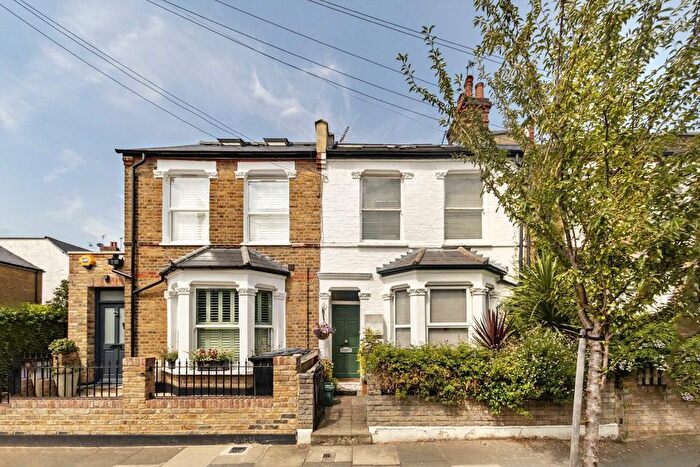 2 Bedroom Flat To Rent In Somerset Road, London, W4