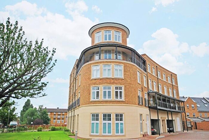 2 Bedroom Flat To Rent In Jefferson Place Bromley, BR2