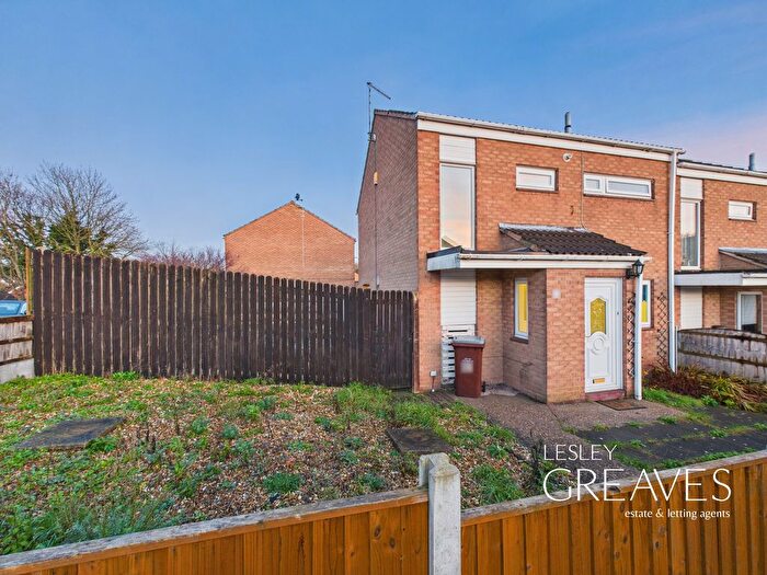 2 Bedroom Semi-Detached House For Sale In Bewick Drive, Nottingham, NG3