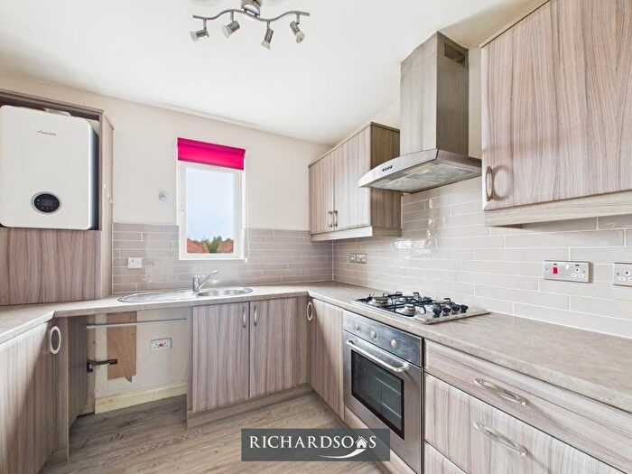 2 Bedroom Flat For Sale In Heathfield, West Allotment, Newcastle Upon Tyne, NE27