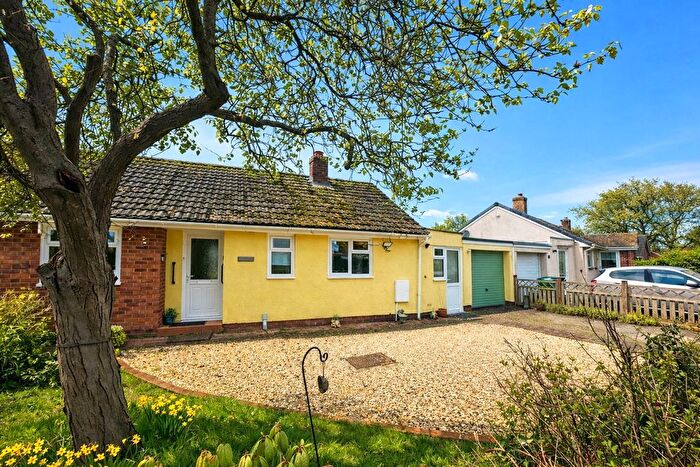 2 Bedroom Bungalow For Sale In East Ride, Brent Knoll, Highbridge, Somerset, TA9