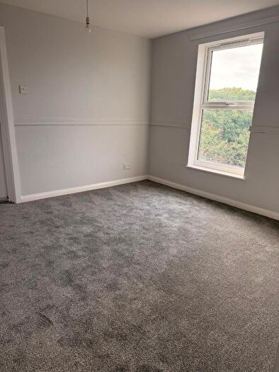 1 Bedroom Flat To Rent In Monks Road, Lincoln, Lincolnshire, LN2