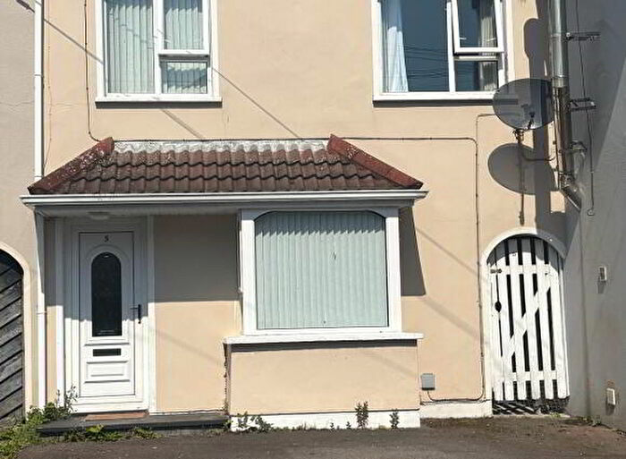 3 Bedroom End Of Terrace House For Sale In Chestnut Grove, Strabane, BT82