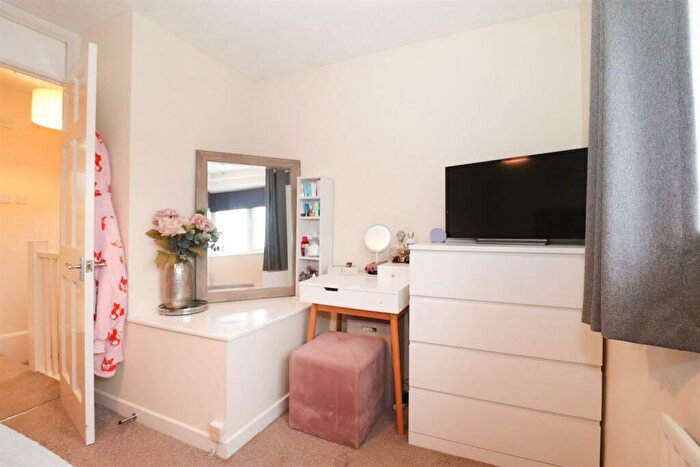 2 Bedroom Semi-Detached House For Sale In Cherry Orchard, Kenilworth, CV8