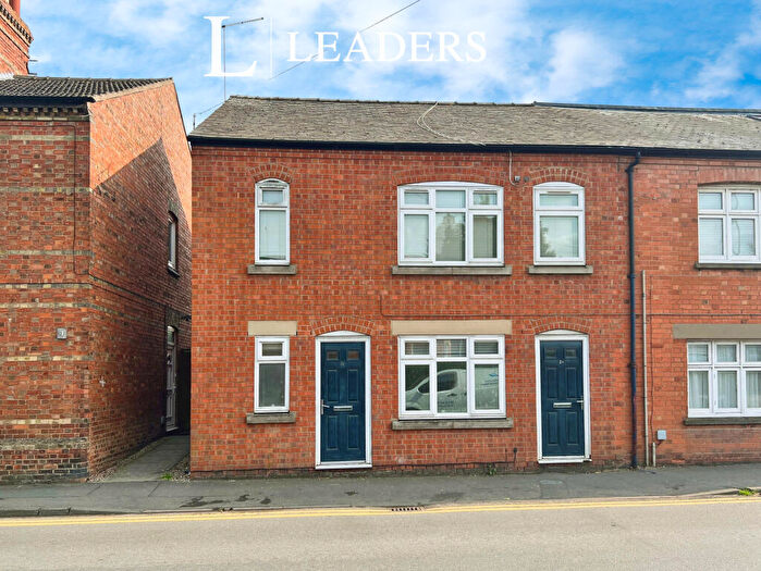 2 Bedroom Apartment To Rent In Meadowgate, Bourne, Lincolnshire, PE10