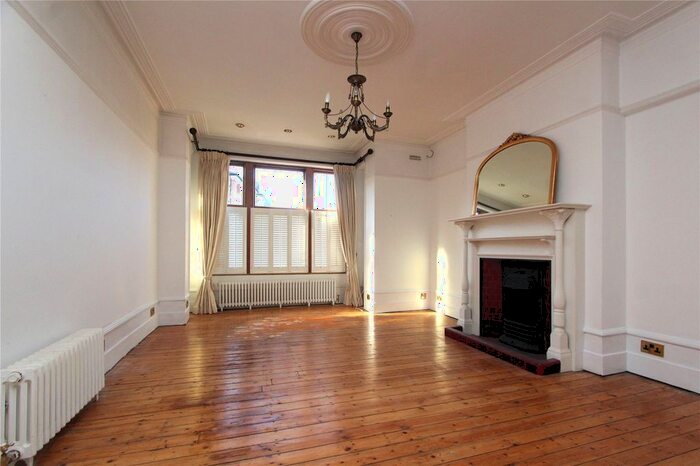4 Bedroom Detached House To Rent In Dukes Avenue, Muswell Hill, N10
