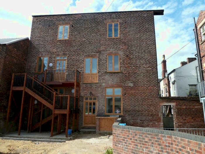 2 Bedroom Apartment To Rent In Artisan View, Sheffield, S8