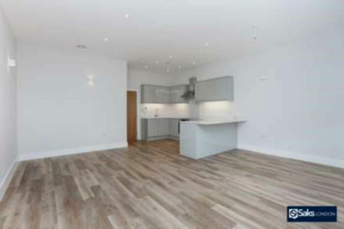 1 Bedroom Flat To Rent In Ivy Point, No The Avenue, Bromley-By-Bow, E3