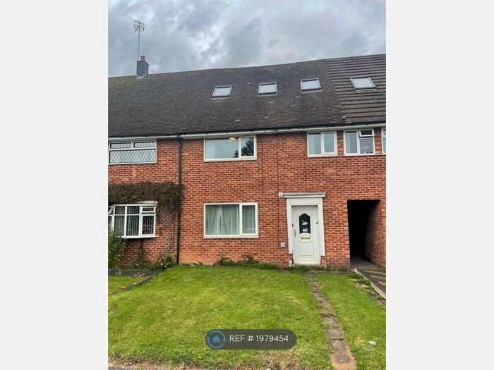 4 Bedroom Terraced House To Rent In Charter Avenue, Coventry, CV4