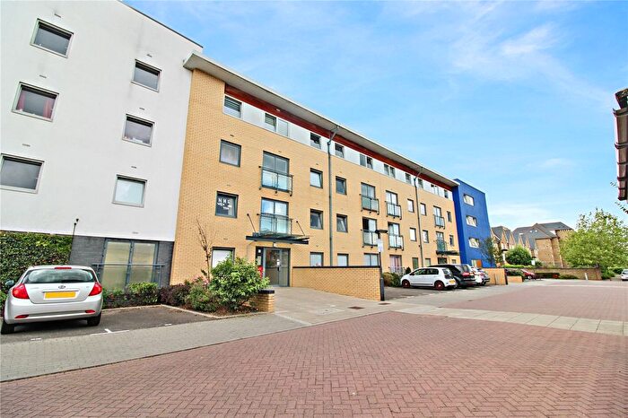 1 Bedroom Flat To Rent In Watersmeet, St. Marys Island, Chatham, Kent, ME4