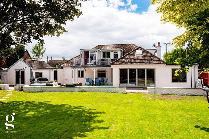 4 Bedroom Detached House For Sale In Hampton Bishop, Hereford, HR1