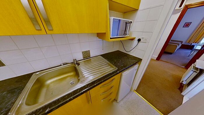 1 Bedroom Flat To Rent In Union Grove, City Centre, Aberdeen, AB10