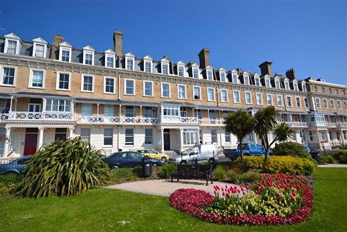 1 Bedroom Apartment To Rent In Heene Court Mansions, Heene Terrace, BN11