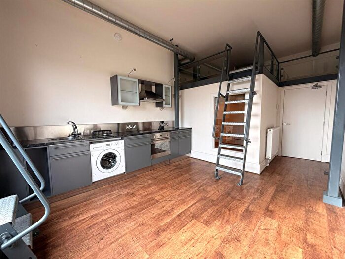1 Bedroom Apartment To Rent In Apartment, Mill Royd Mill, Huddersfield Road, Brighouse, HD6