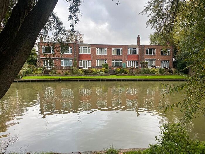 1 Bedroom Apartment To Rent In Riverside Court, Chesterton Road, Cambridge, CB4