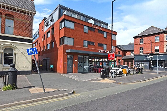 1 Bedroom Flat For Sale In Wilmslow Road, Manchester, Greater Manchester, M20