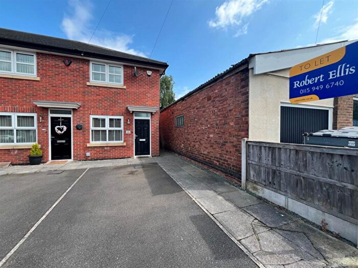 2 Bedroom End Of Terrace House To Rent In Albert Avenue, Stapleford., NG9