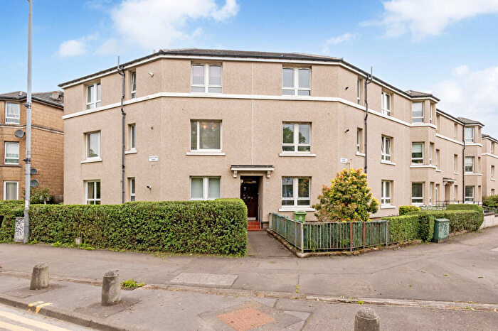 2 Bedroom Flat For Sale In Paisley Road West, Glasgow, G51