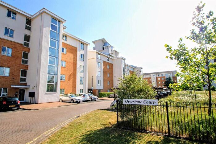 2 Bedroom Apartment To Rent In Overstone Court, Cardiff Bay ( Beds ), CF10