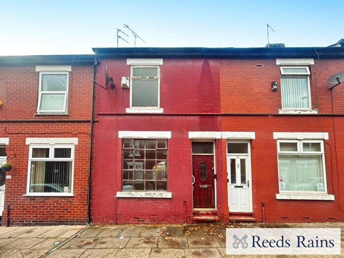 2 Bedroom Terraced House For Sale In Emerson Street, Salford, Greater Manchester, M5