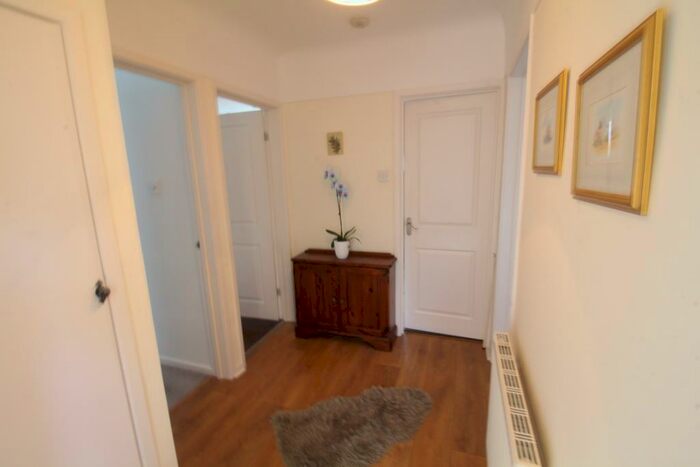 2 Bedroom Bungalow For Sale In Ambleside Close, Thingwall, Wirral, CH61