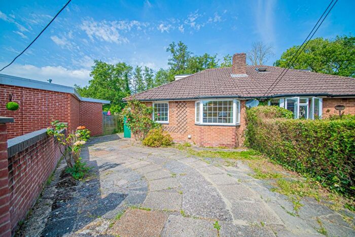 3 Bedroom Semi Detached Bungalow For Sale In Boyatt Crescent, Allbrook, Eastleigh, SO50
