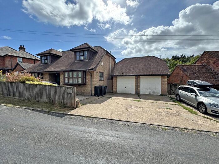 3 Bedroom Detached House For Sale In St. James Road, Sway, Lymington, Hampshire, SO41