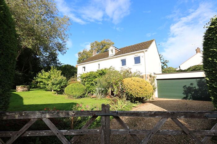 4 Bedroom Detached House For Sale In Park Lane, Appleton, Abingdon, OX13
