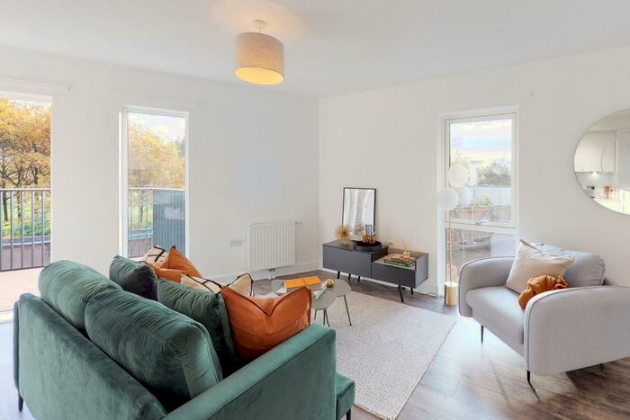 2 Bedroom Apartment To Rent In Millet Place, Pontoon Dock London, E16