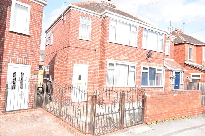 2 Bedroom Semi-Detached House To Rent In Grange Avenue, Pontefract, WF9