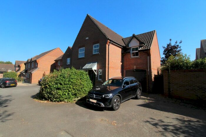 3 Bedroom Detached House To Rent In Wood Lane, Kingsnorth, Ashford, Kent, TN23