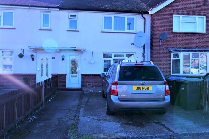 3 Bedroom Property To Rent In Northumberland Avenue, Enfield, EN1