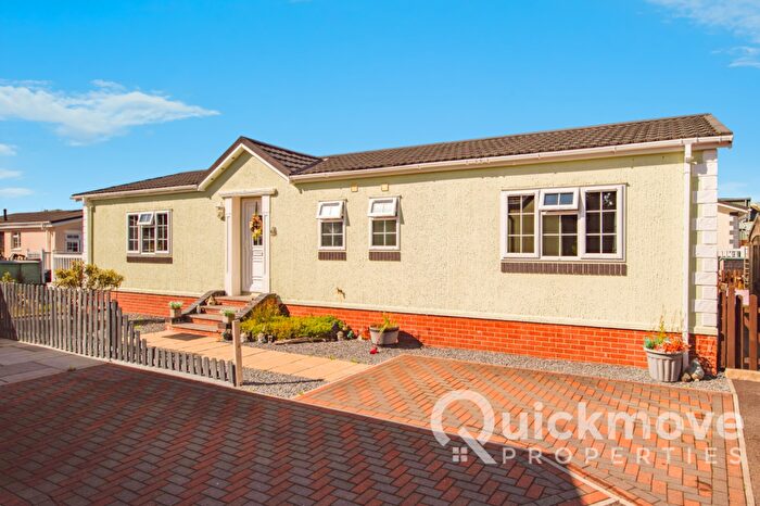 3 Bedroom Park Home For Sale In Whitland, Carmarthenshire, Wales, SA34