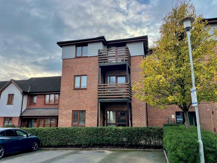 2 Bedroom Flat To Rent In John North Close, High Wycombe, HP11